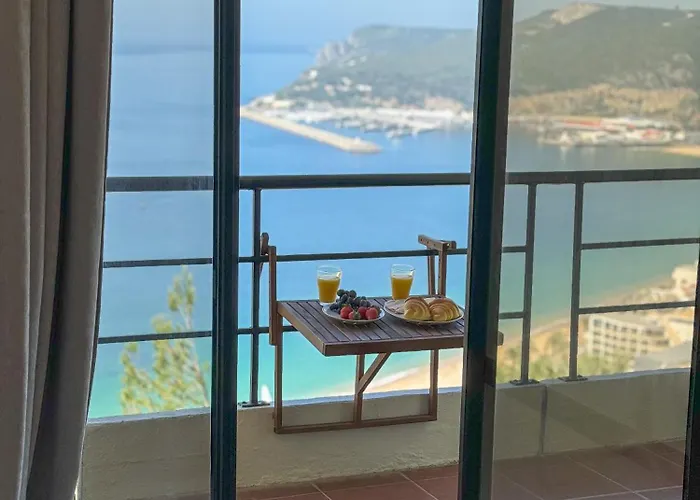 Penthouse Ocean View - Parking @center Sesimbra
